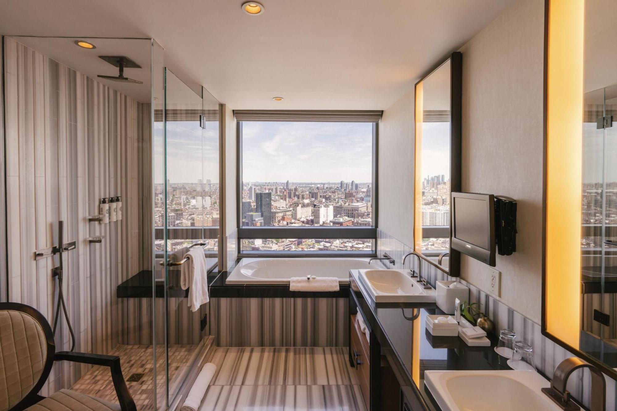 SoHi View Two-Bedroom Suite